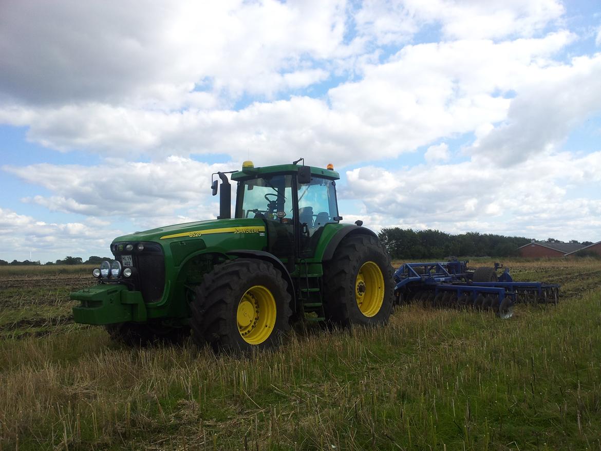 John Deere 8520 billede 19