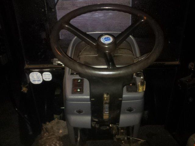 New Holland TS 115 - Lidt mørke billeder af førehuset! billede 17