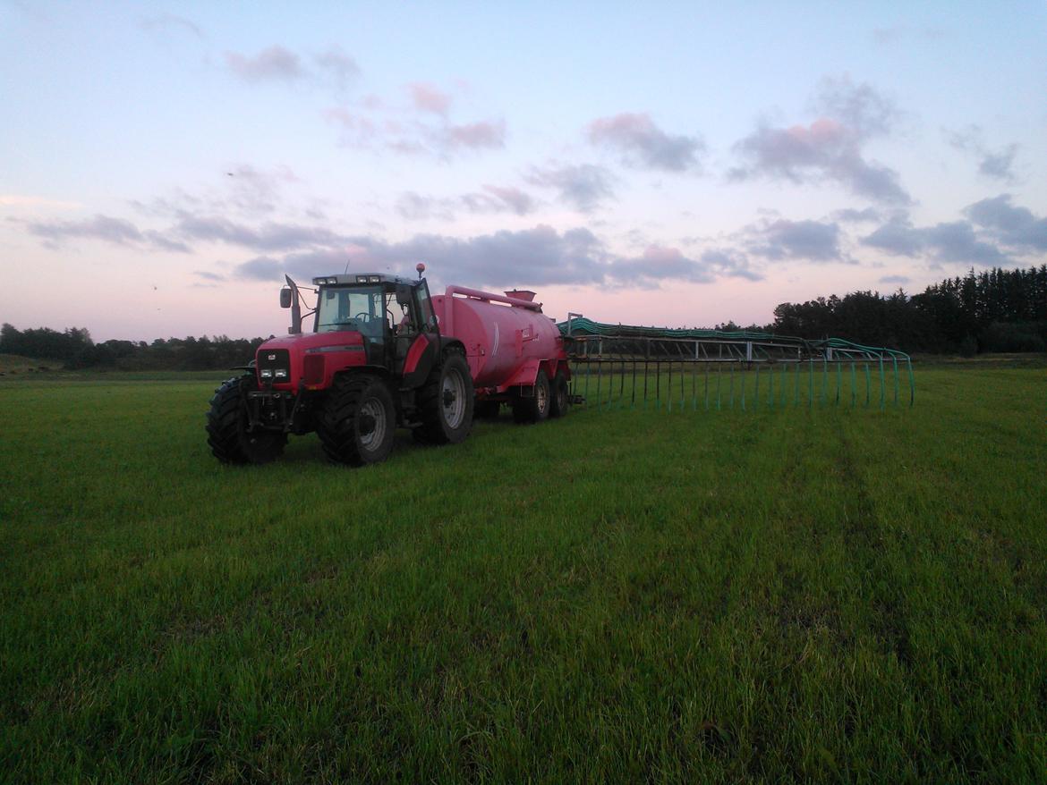 Massey Ferguson 8250 billede 7