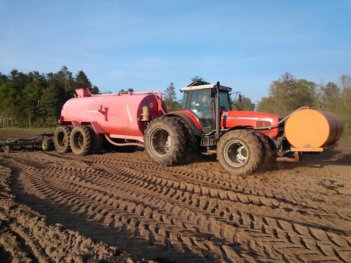 Massey Ferguson 8250 billede 10