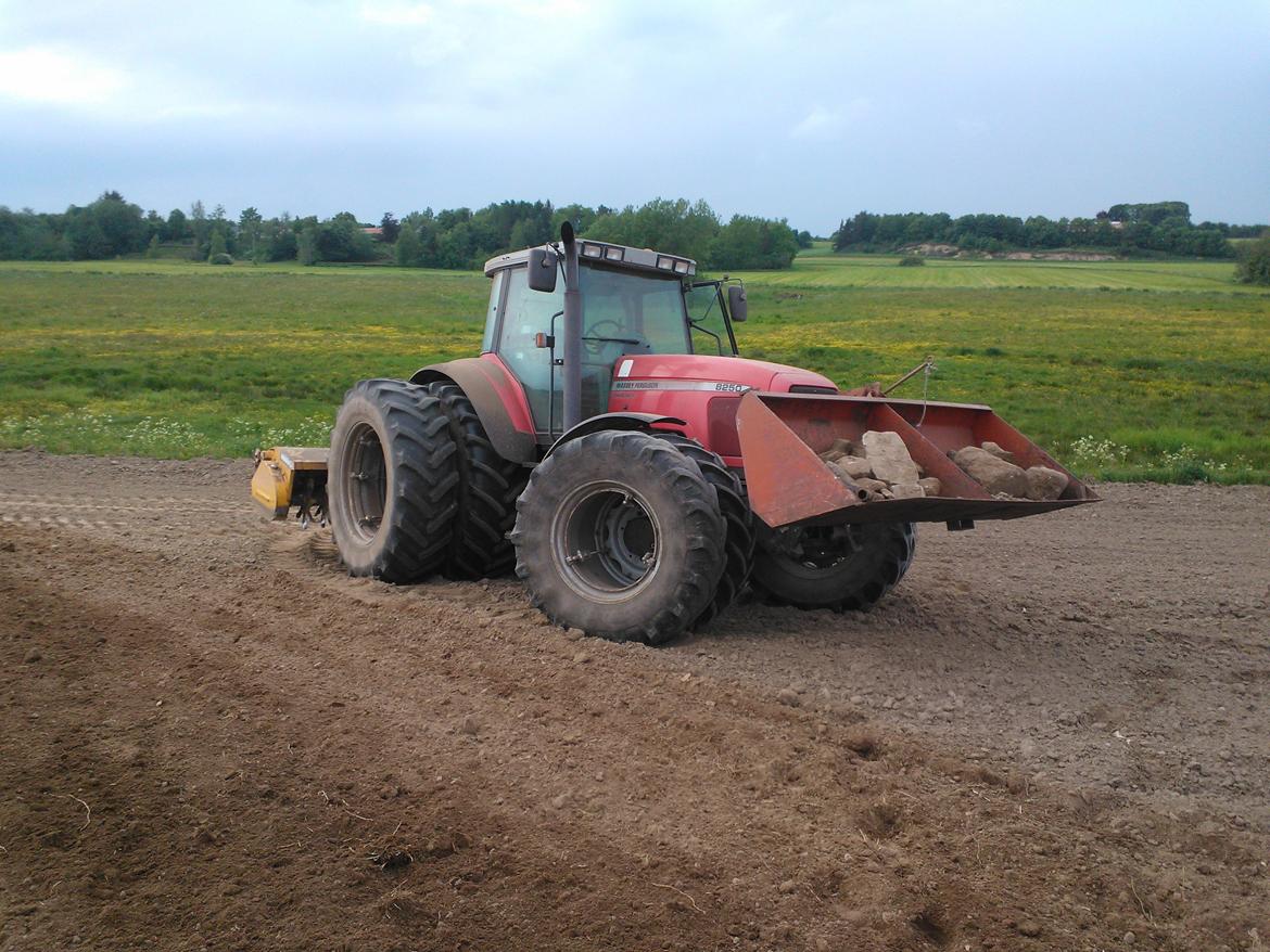 Massey Ferguson 8250 billede 13