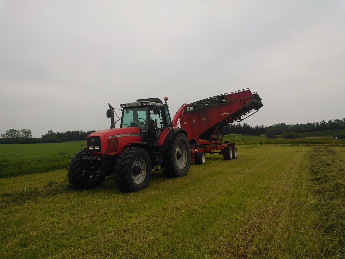 Massey Ferguson 8250 billede 4