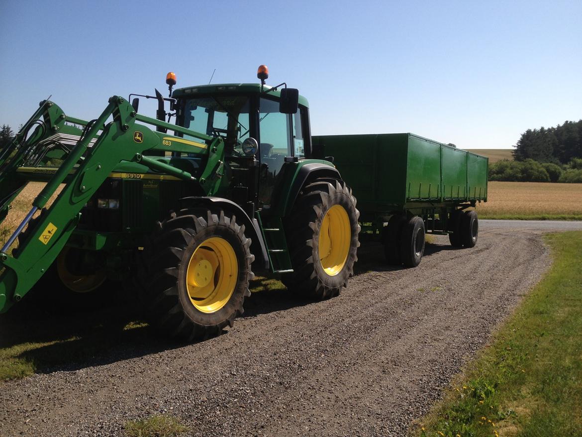 John Deere 6910 billede 37