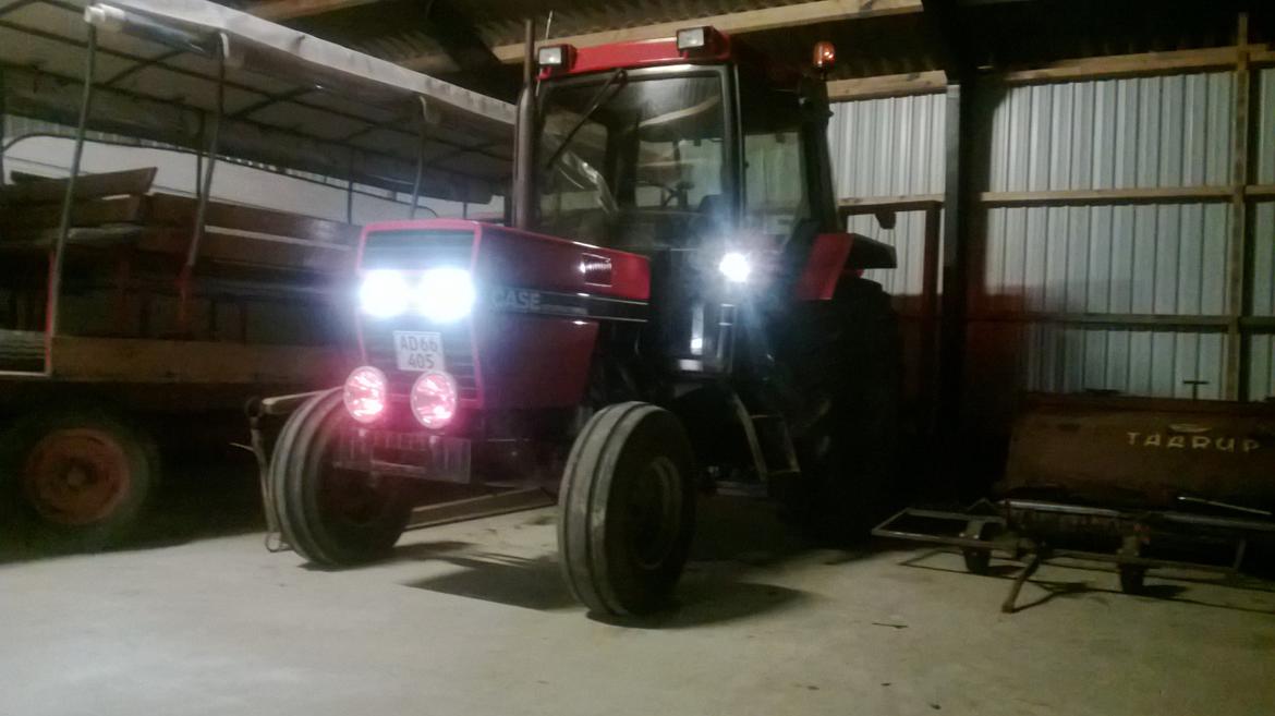 Case IH 844 xl - sad lige og legede lidt med lyset ;-) billede 31