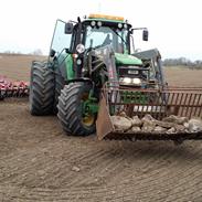 John Deere 6630