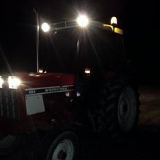 International Harvester 484