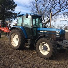 New Holland 7840 SLE