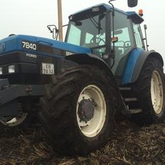 New Holland 7840 SLE