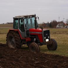 Massey Ferguson 699