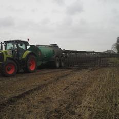 Claas Axion 830