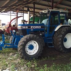 Ford TW 15 Force II
