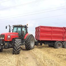 Massey Ferguson 8250