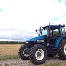 New Holland TS 115
