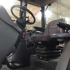 New Holland TS 115