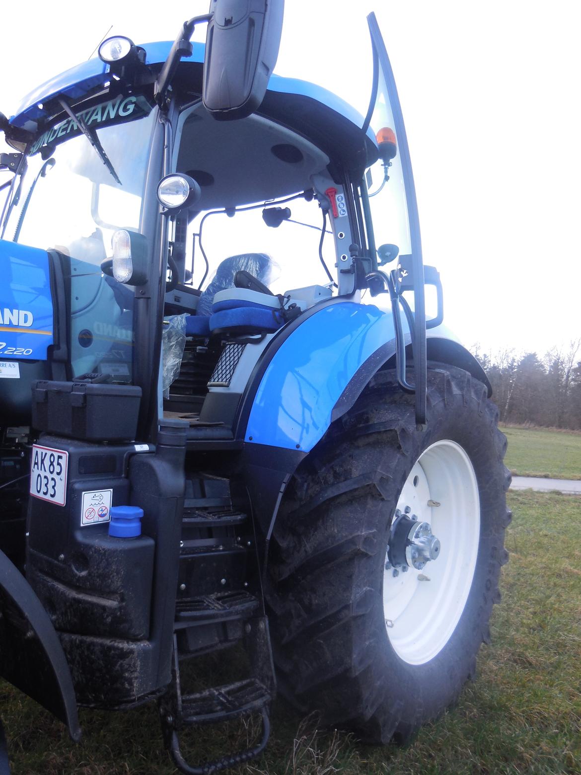 New Holland T7.220 - Trinene op til den blå himmel!  billede 18