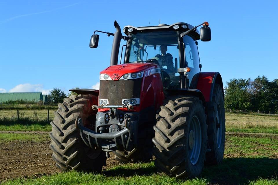 Massey Ferguson 8690 billede 2