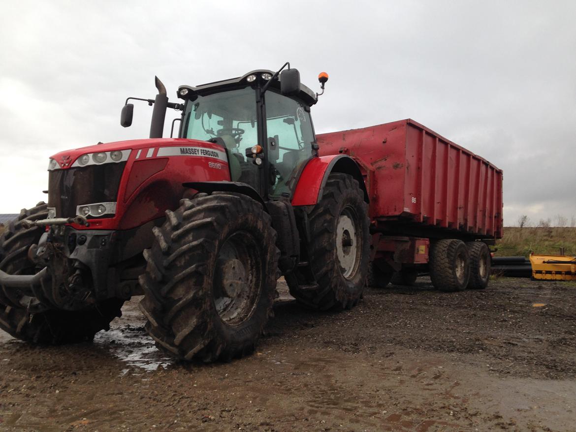 Massey Ferguson 8690 billede 4