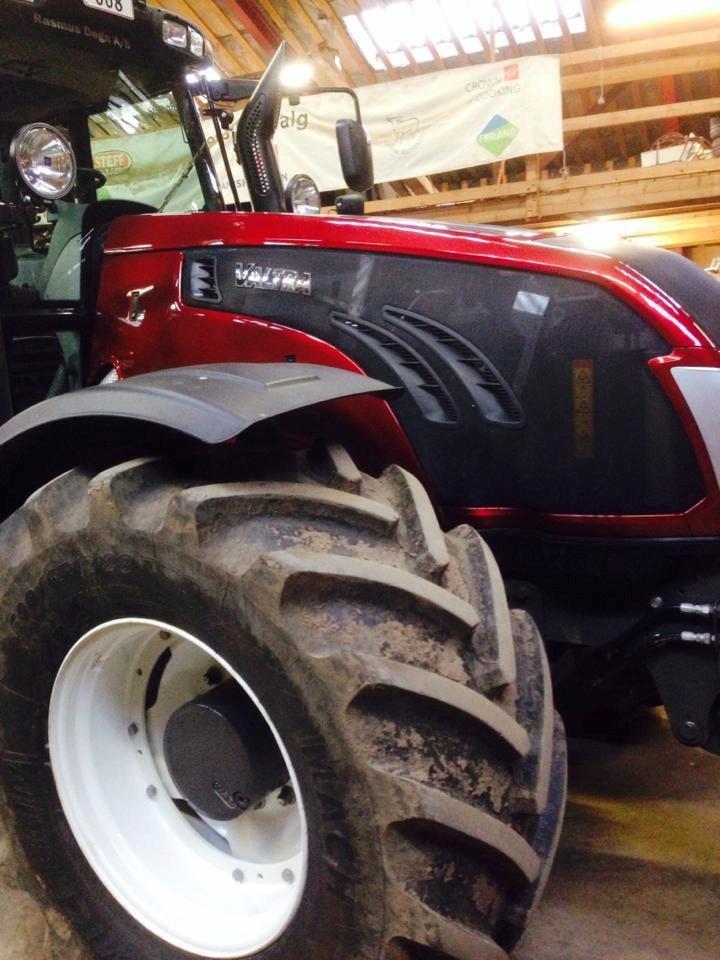 Valtra T 213 Versu - Blev lige poleret billede 9