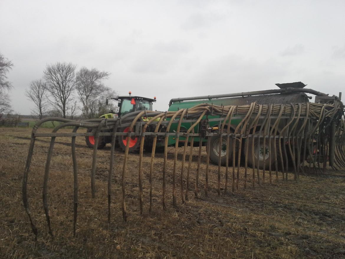 Claas Axion 830 billede 5