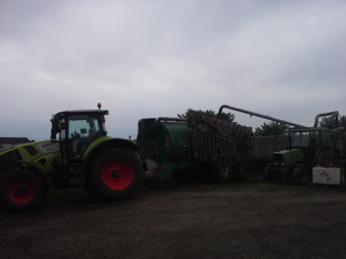 Claas Axion 830 billede 21