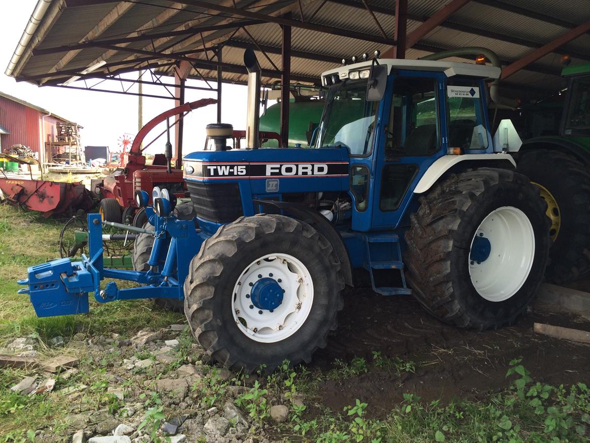 Ford TW 15 Force II - nu med andre fælg billede 2