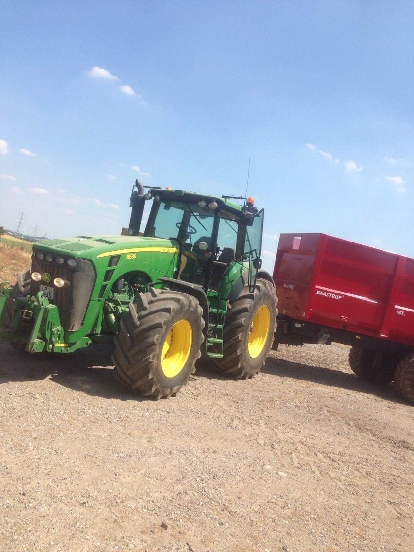 John Deere 8530 billede 2