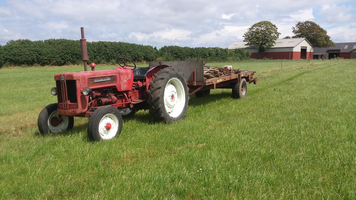 International Harvester B414 billede 1