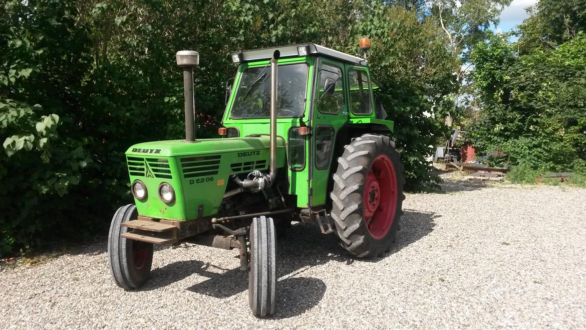 Deutz D 6206 - Lige kommet hjem efter en lang kørertur   billede 38