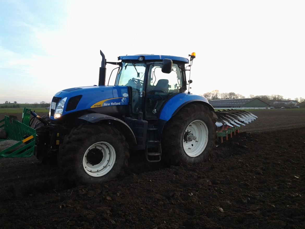 New Holland T7040 Power Command billede 11